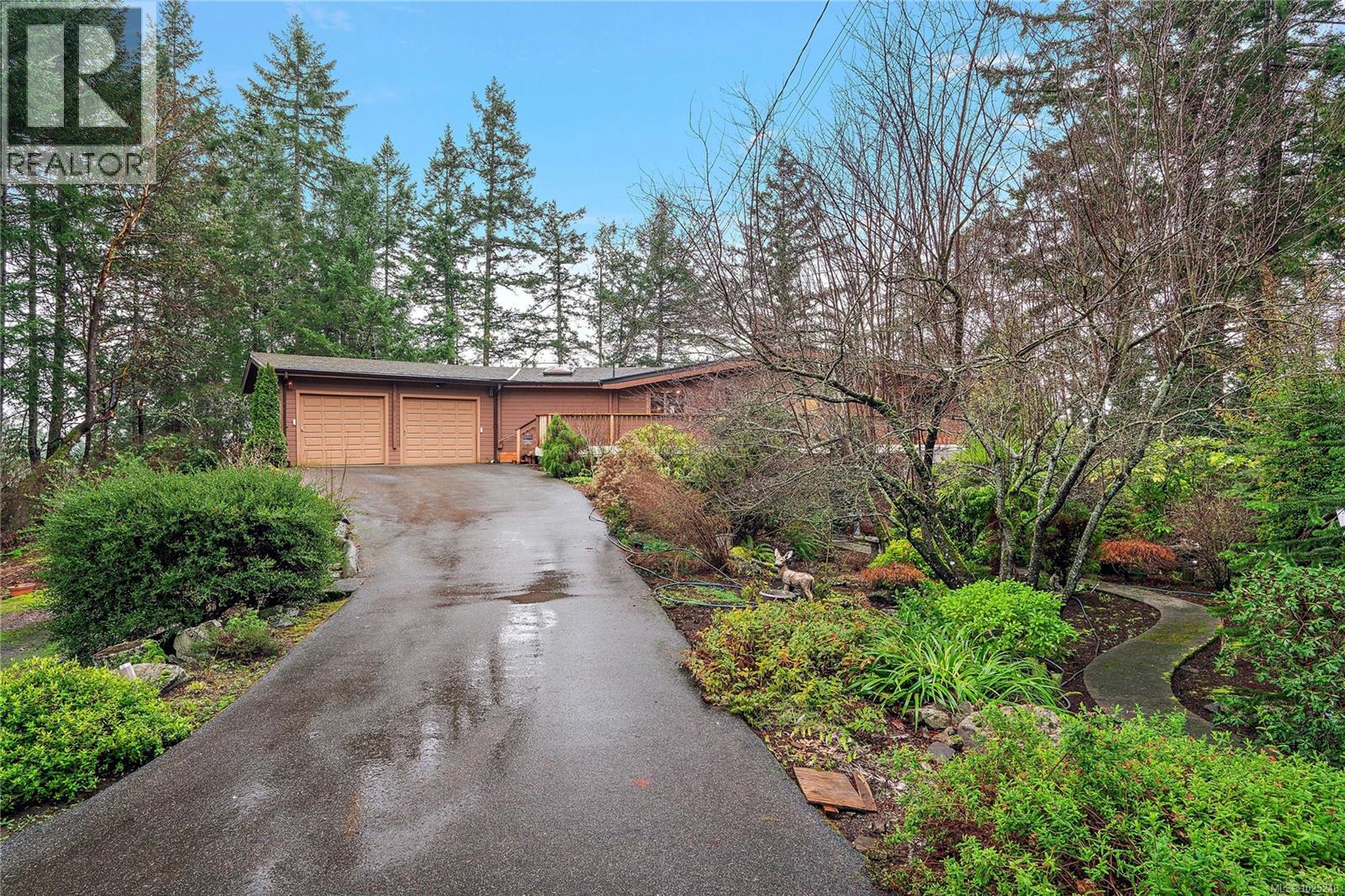 11064 Kittiwake Pl, North Saanich