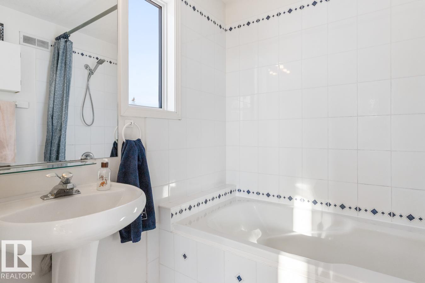 6508 109 AV NW, Edmonton