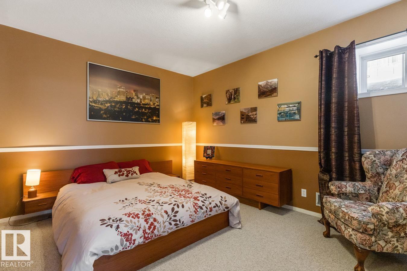 6508 109 AV NW - 42