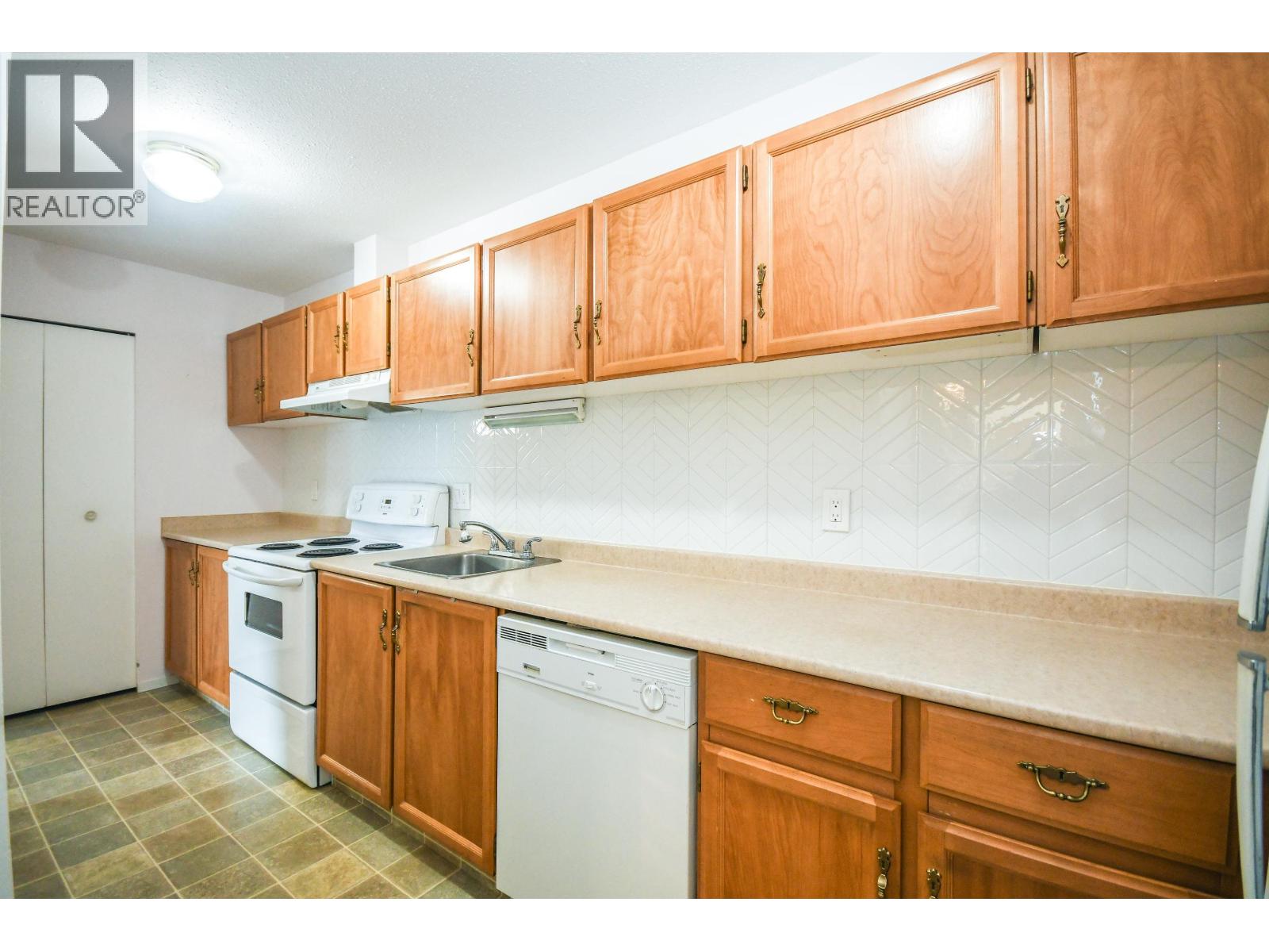 123 3033 OSPIKA BOULEVARD, Prince George