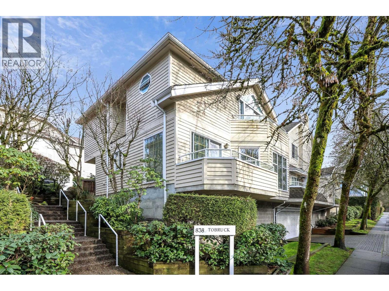 10 838 TOBRUCK AVENUE, North Vancouver