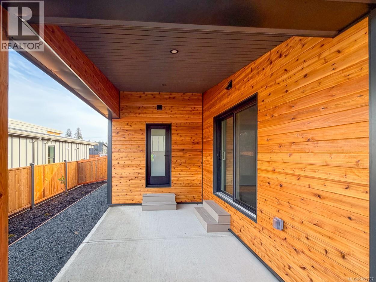 #17 3025 ROYSTON RD - 21