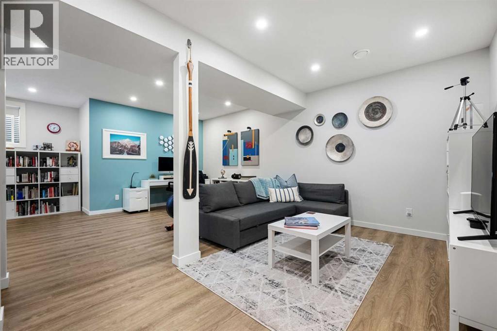 Single Family House for Sale in  Arbour Lake View NW Arbour Lake Calgary 