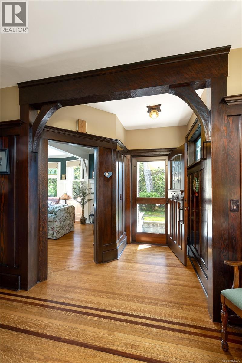  773 Island Road, Oak Bay