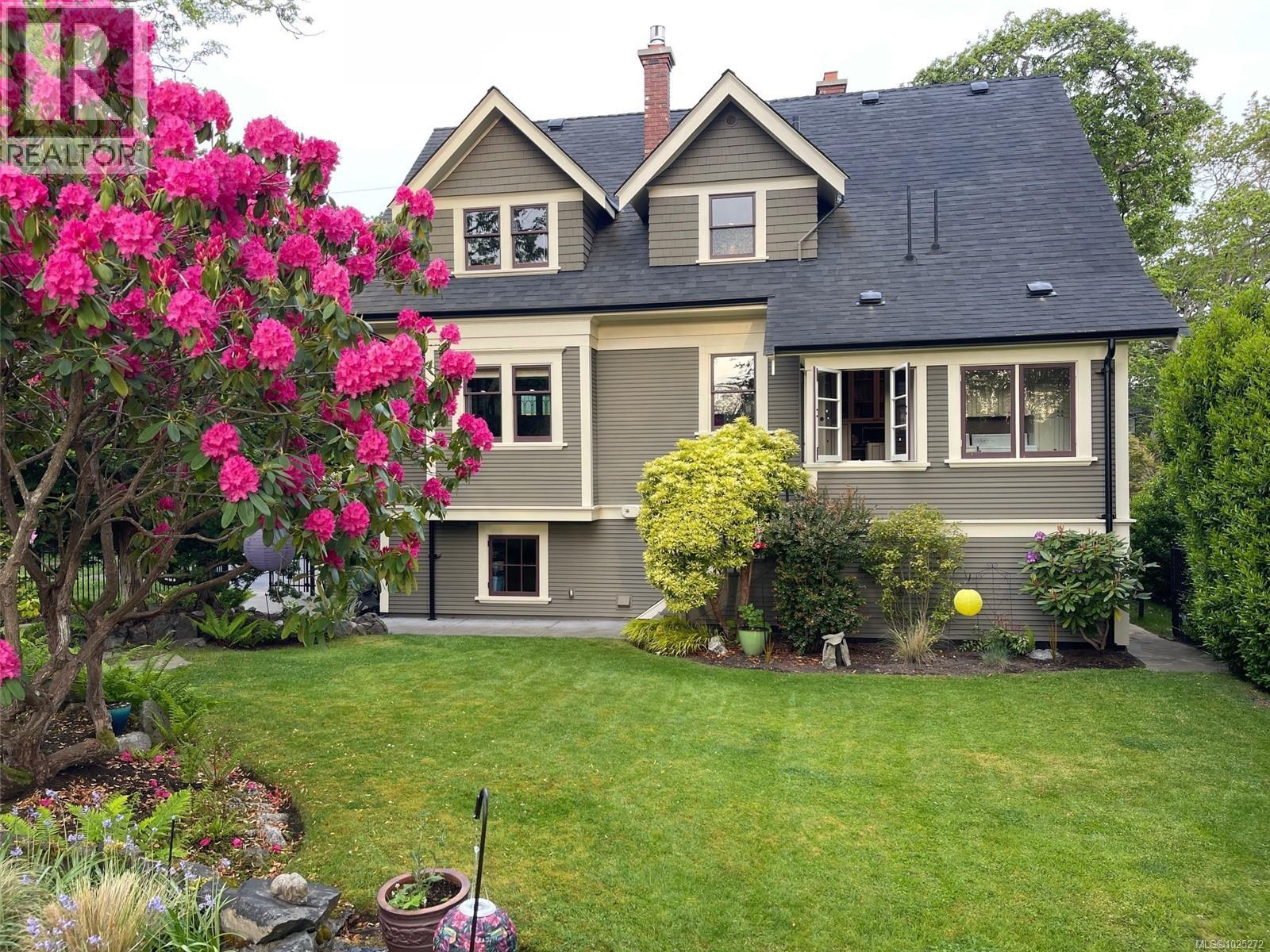  773 Island Road, Oak Bay