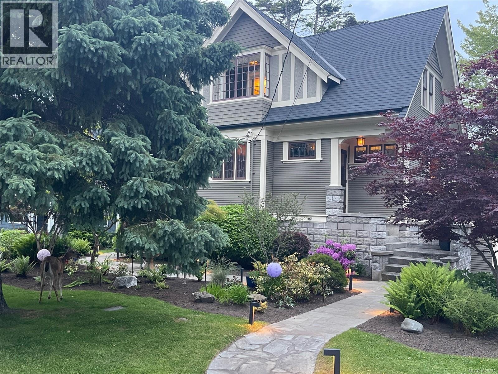  773 Island Road, Oak Bay