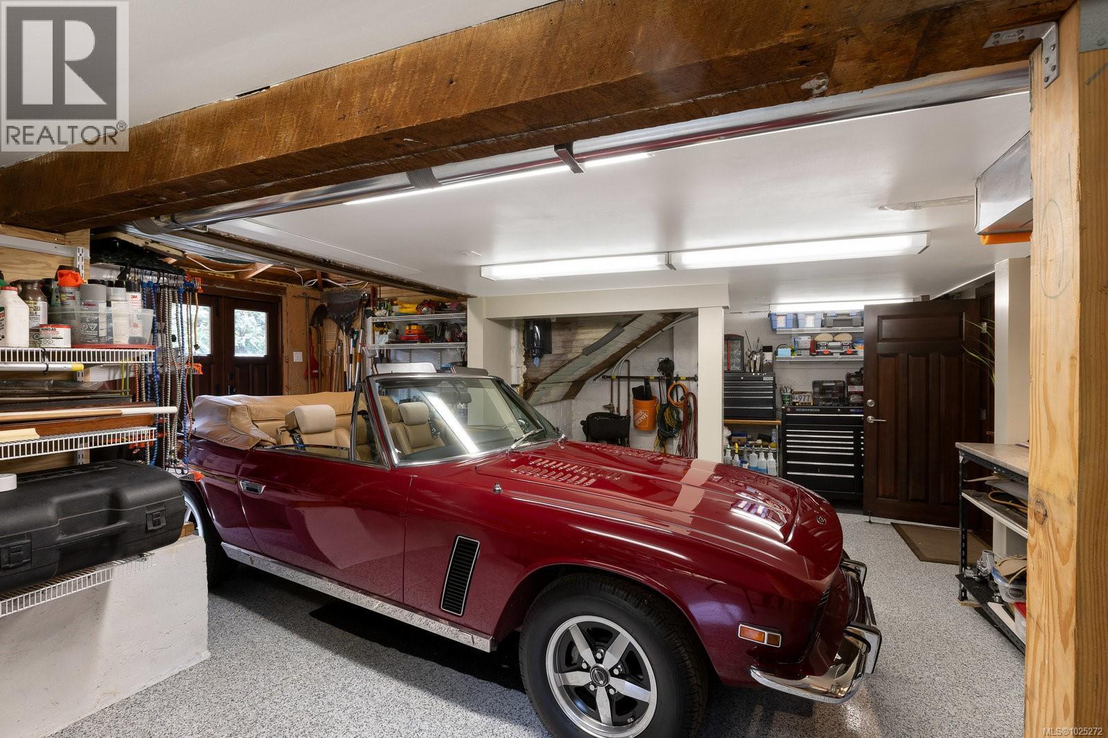  773 Island Road, Oak Bay