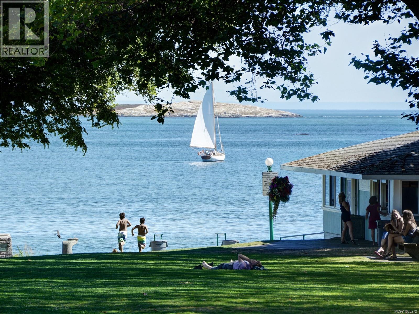  773 Island Road, Oak Bay