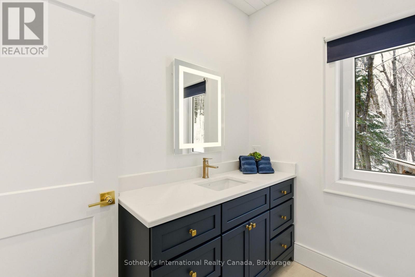 2435 RAVENSCLIFFE ROAD - 28