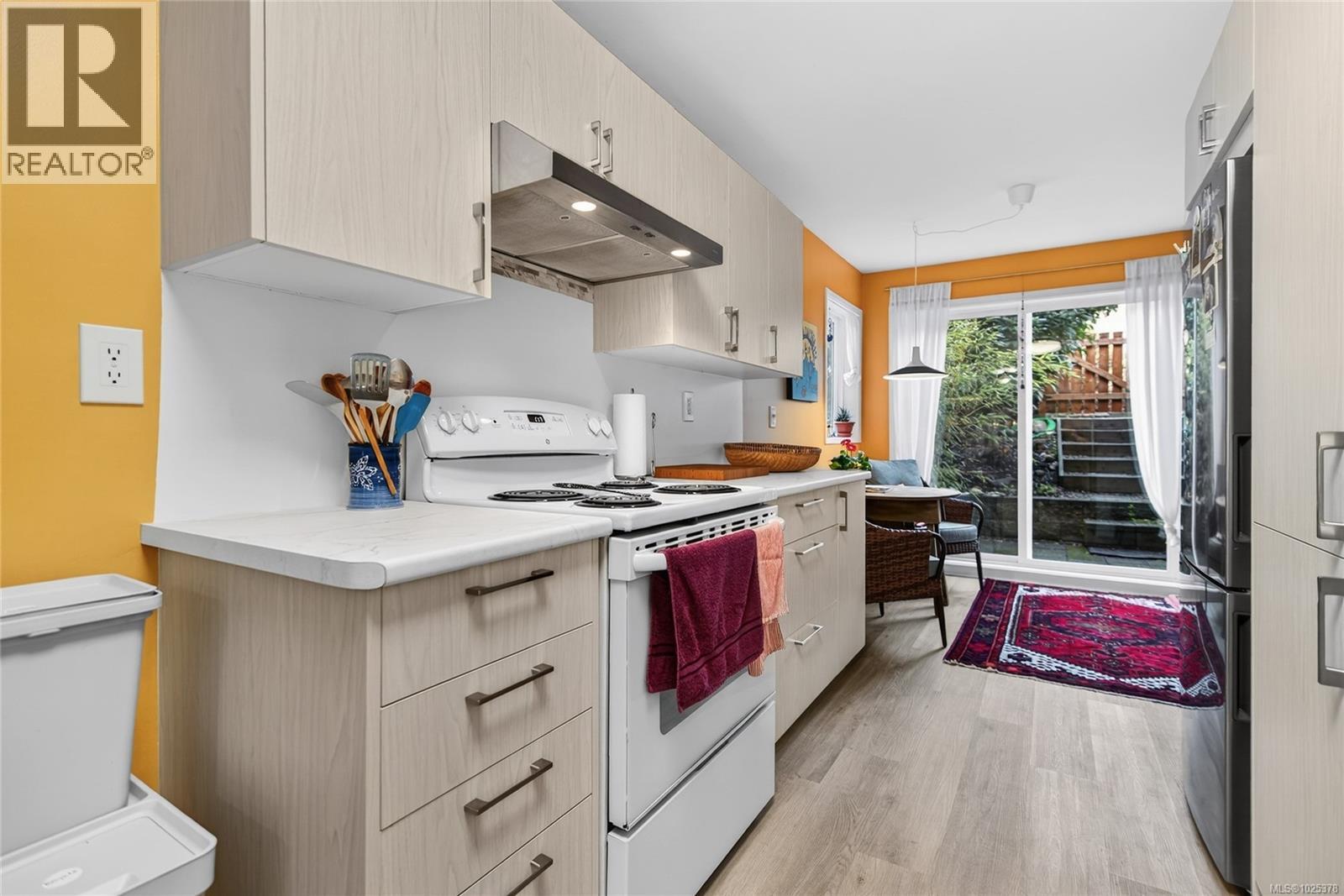 111 2250 Manor Pl, Comox