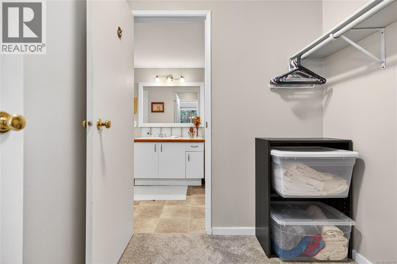 111 2250 Manor Pl, Comox