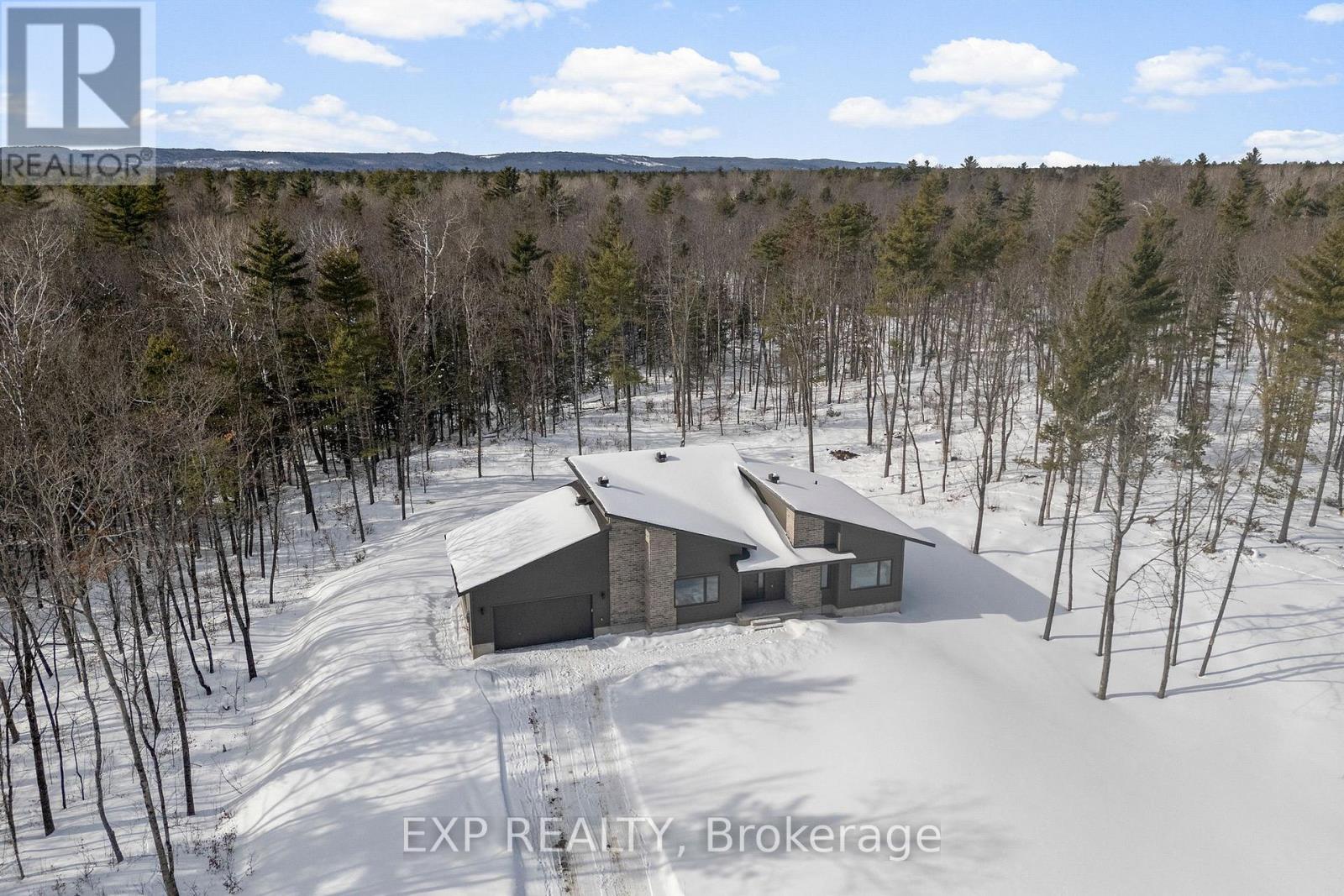 57 LONGLEAF WAY - Photo 4 of 39, Greater Madawaska, Ontario
