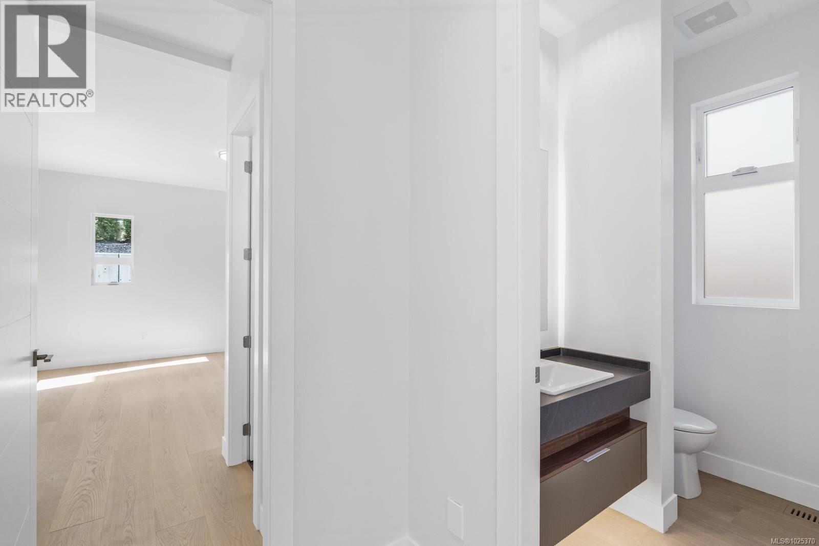  2464 Tryon Road, North Saanich