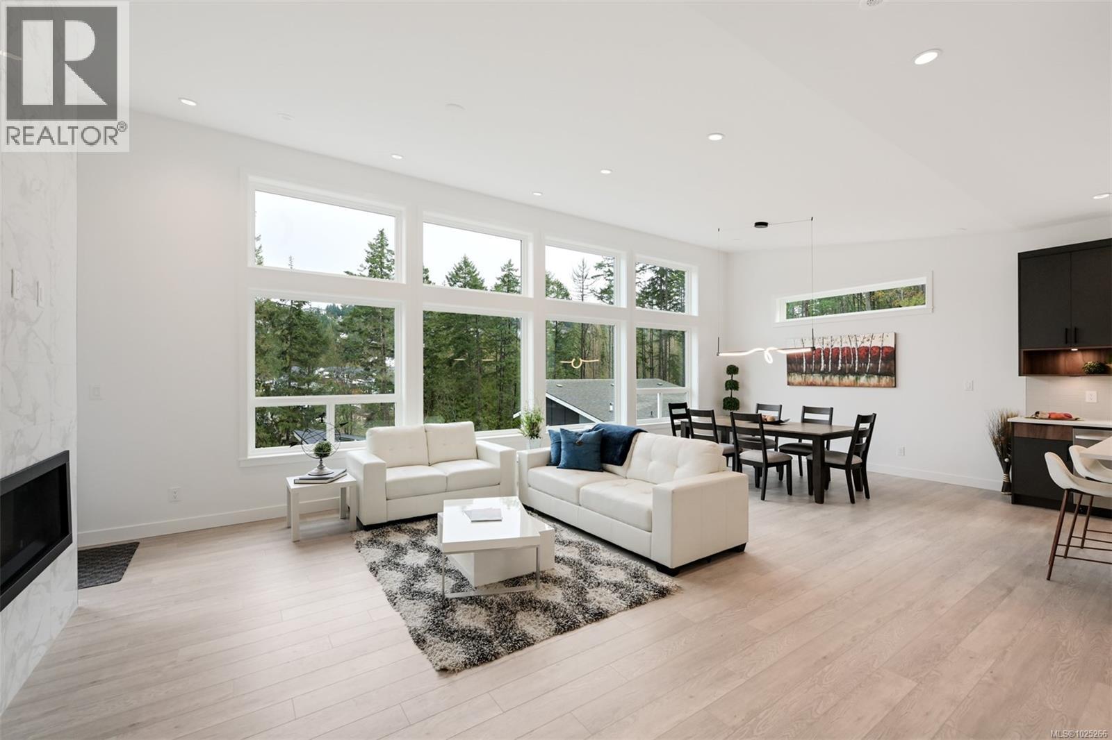  3628 AUTUMN Lane, Langford