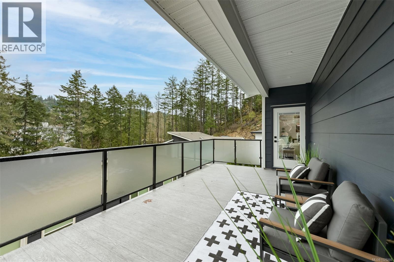  3628 AUTUMN Lane, Langford