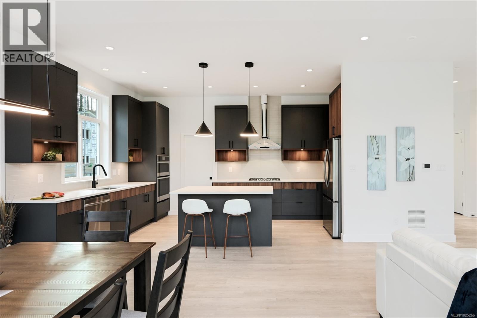  3628 AUTUMN Lane, Langford