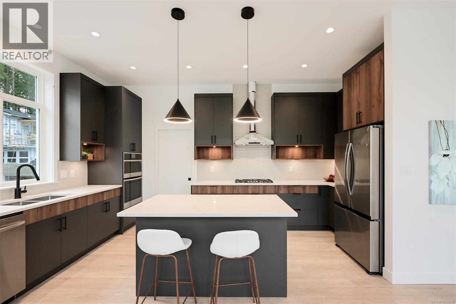  3628 AUTUMN Lane, Langford