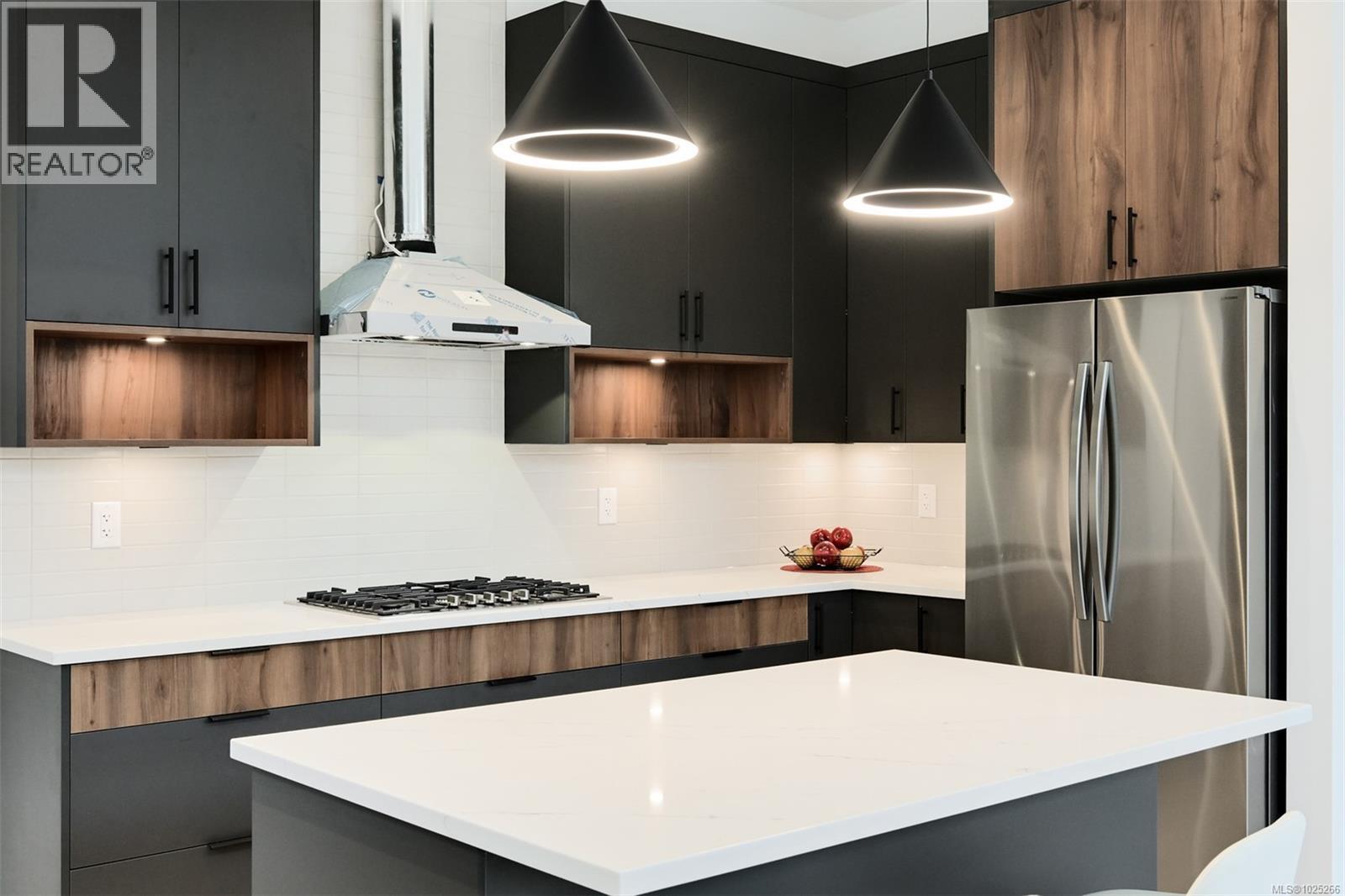  3628 AUTUMN Lane, Langford