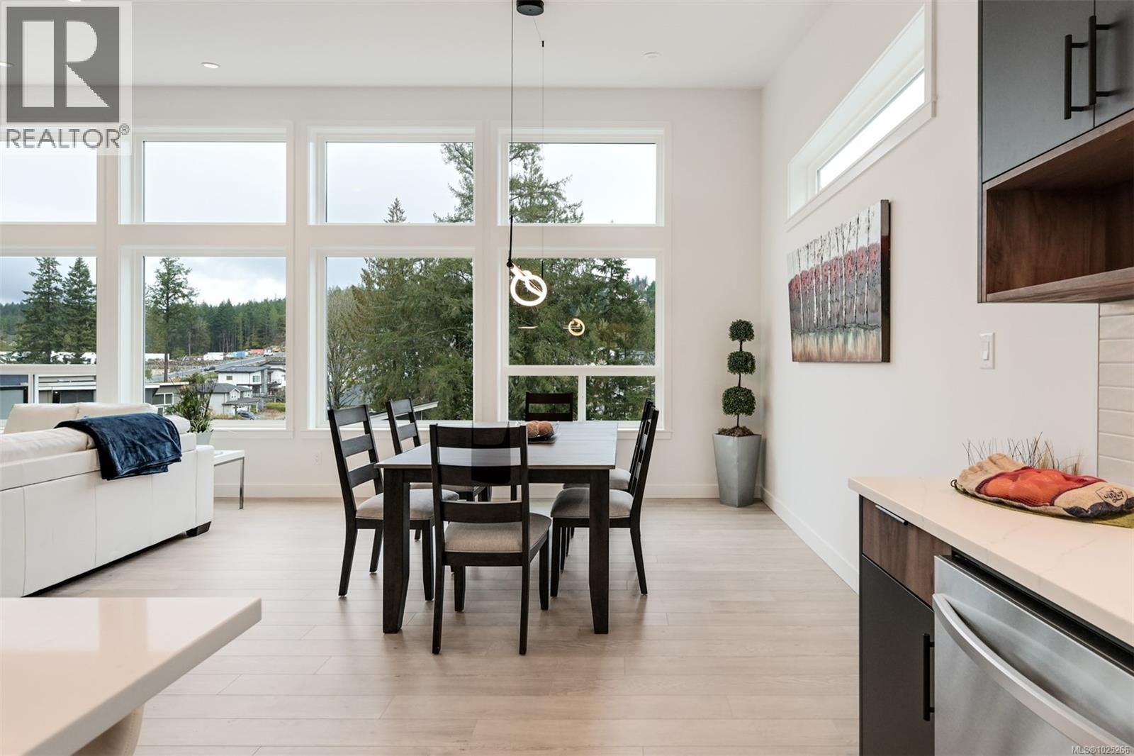  3628 AUTUMN Lane, Langford