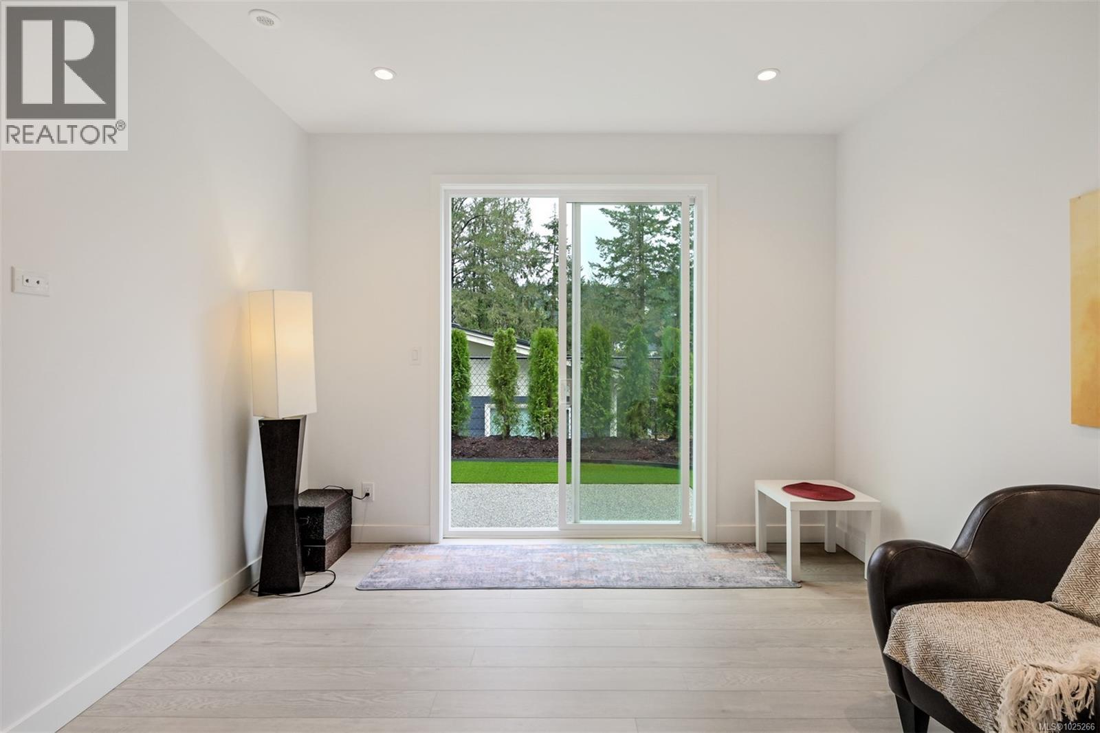  3628 AUTUMN Lane, Langford