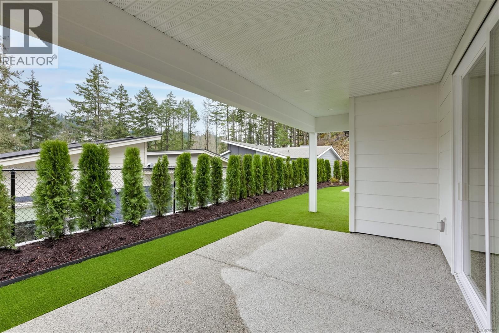  3628 AUTUMN Lane, Langford