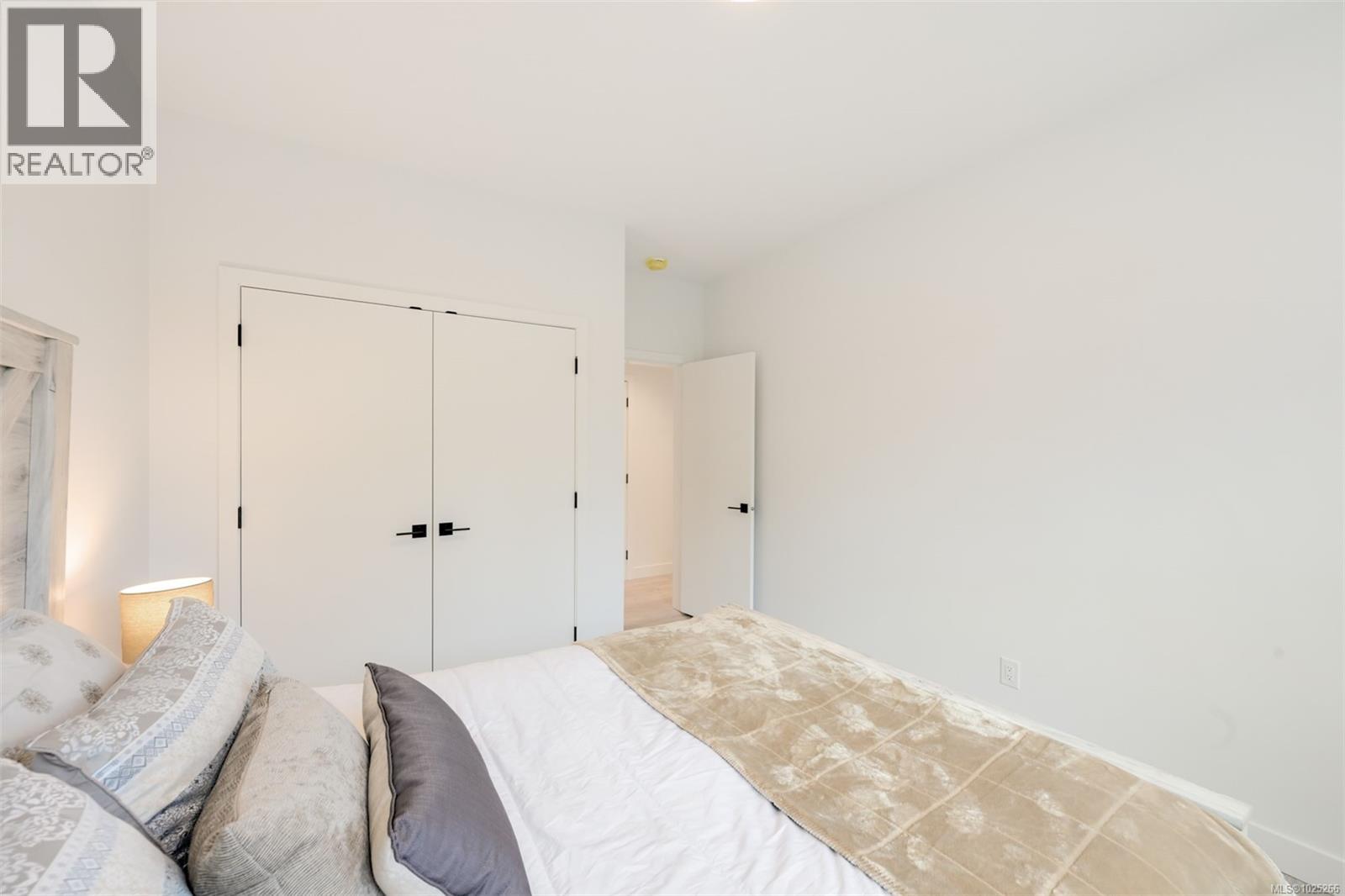  3628 AUTUMN Lane, Langford