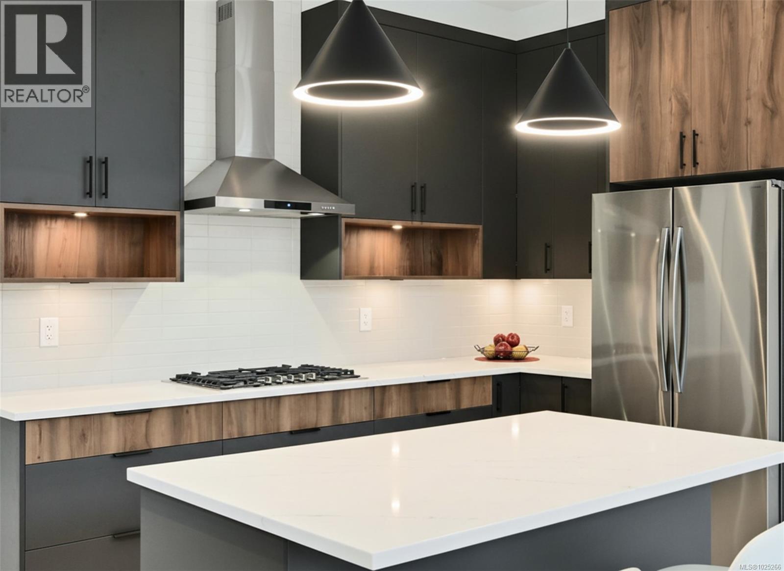  3628 AUTUMN Lane, Langford