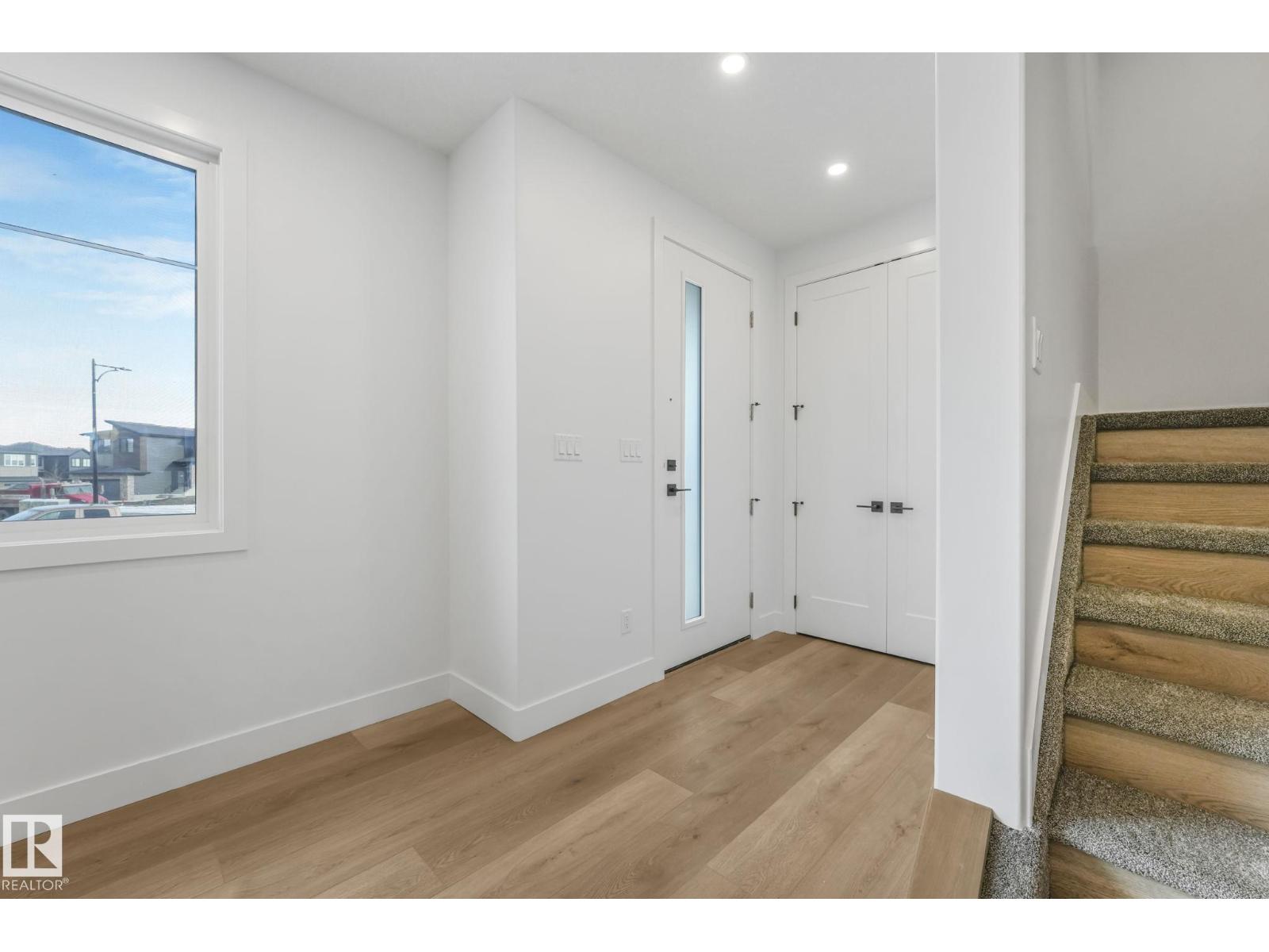 6 CATRIA PT - Photo 3 of 33, Sherwood Park, Alberta