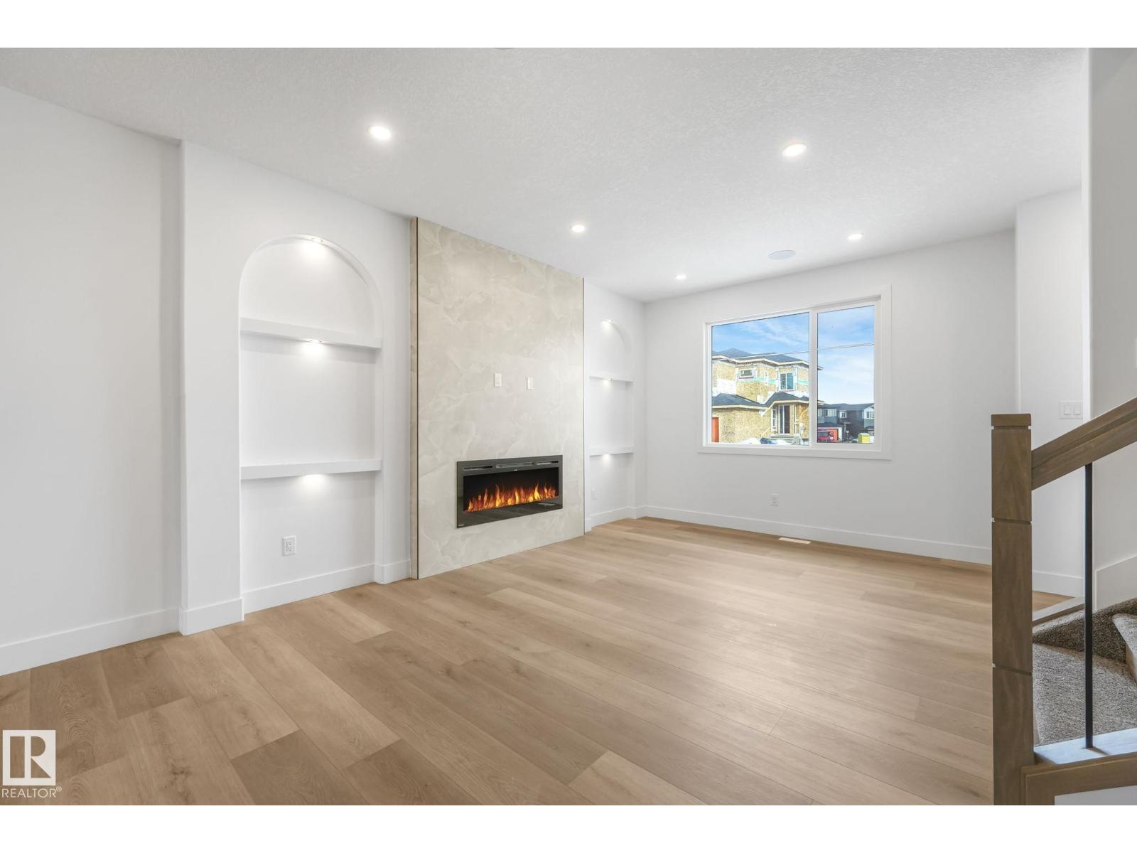 6 CATRIA PT - Photo 4 of 33, Sherwood Park, Alberta