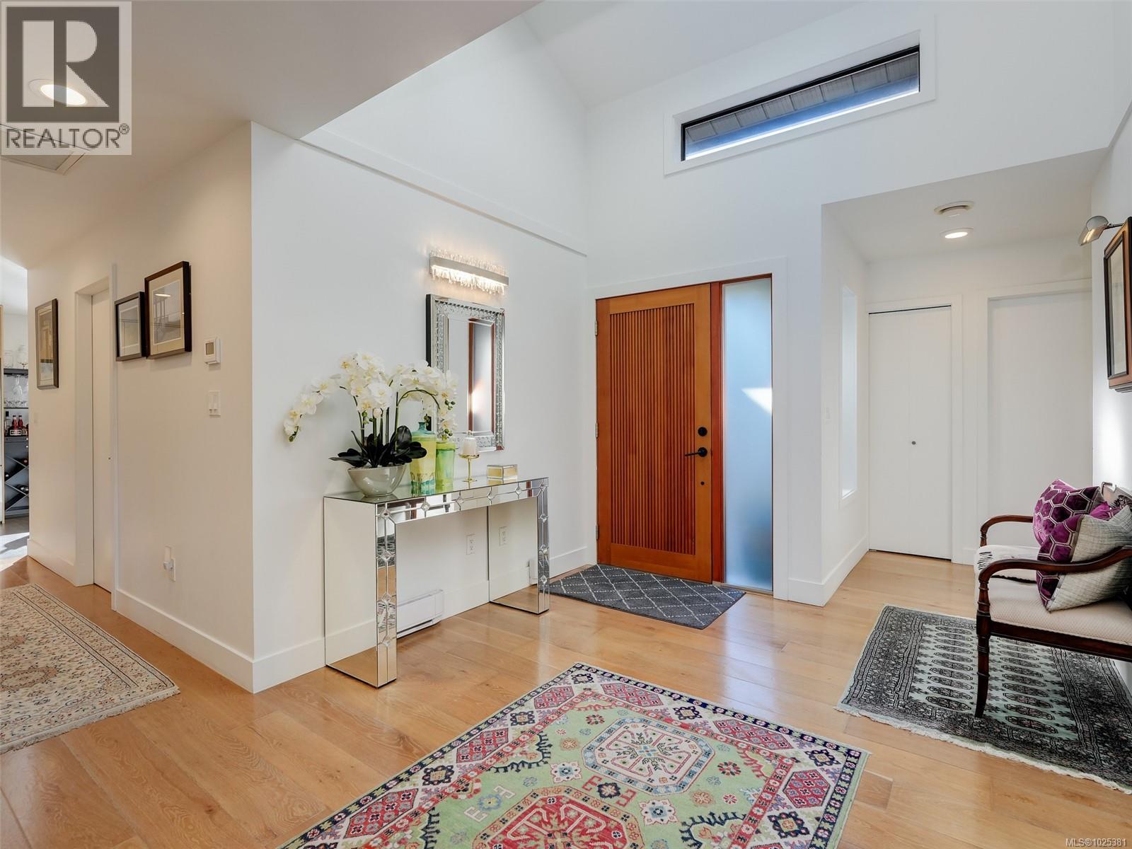  1042 Donwood Drive, Saanich