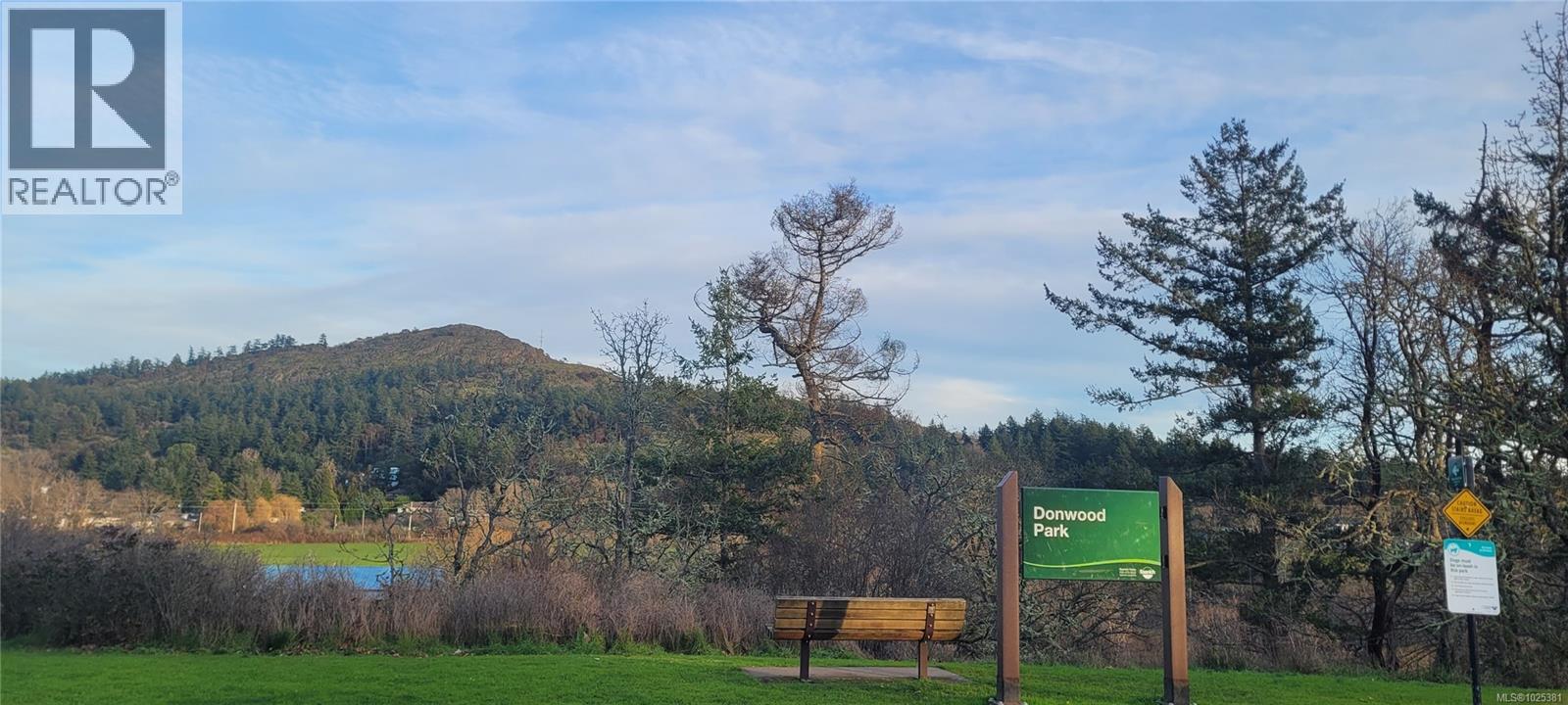  1042 Donwood Drive, Saanich