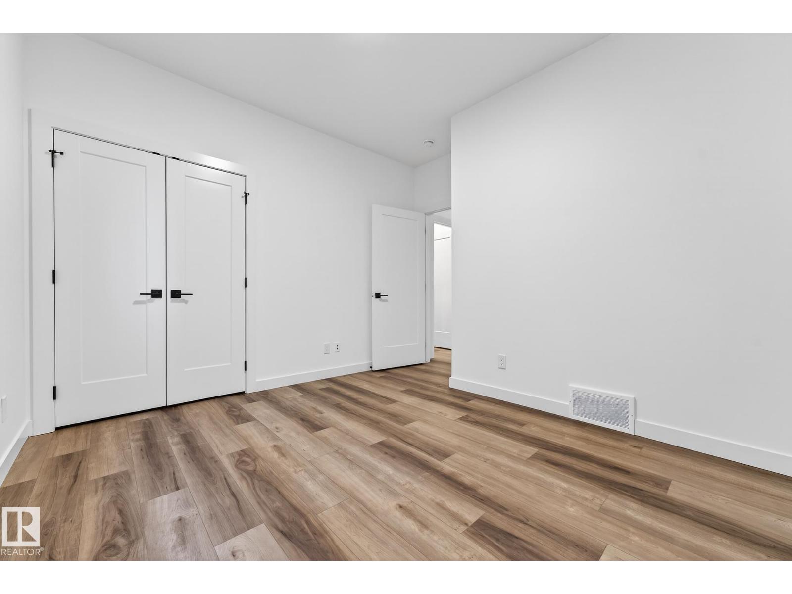 28 ELDRIDGE PT, St. Albert