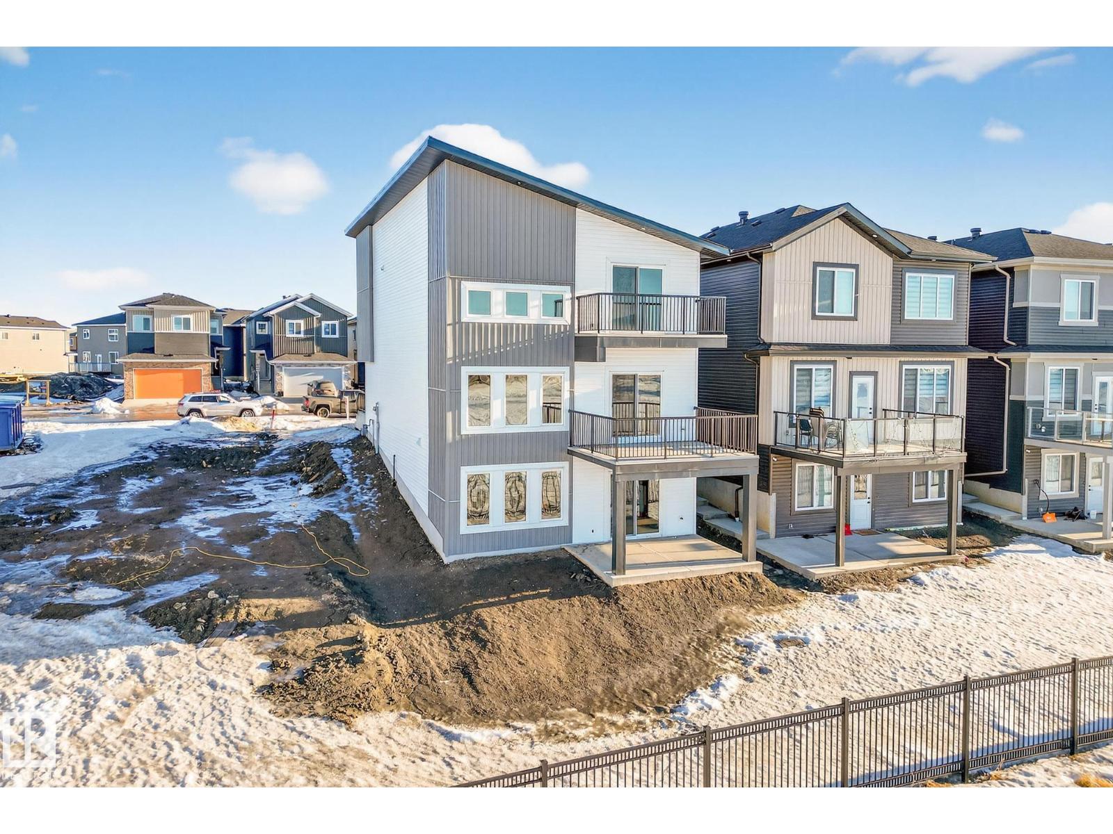 28 ELDRIDGE PT, St. Albert