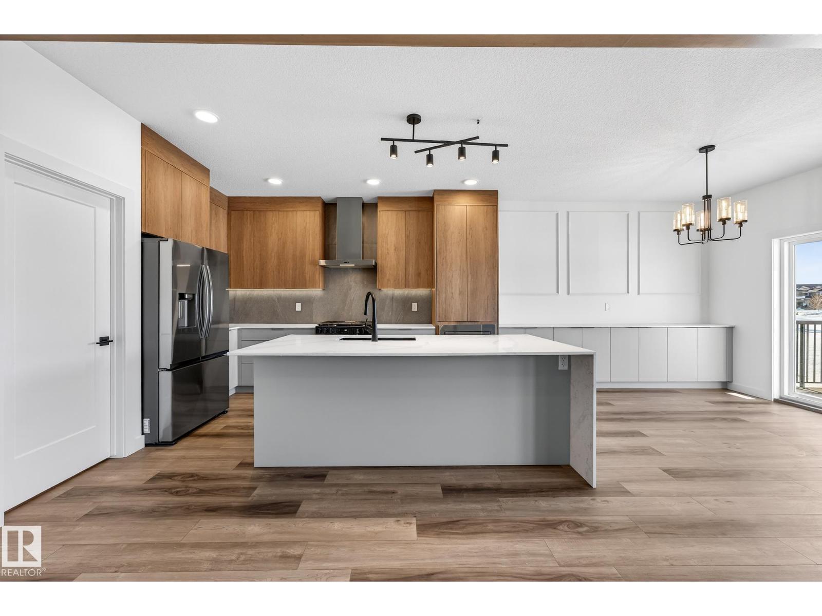 28 ELDRIDGE PT, St. Albert