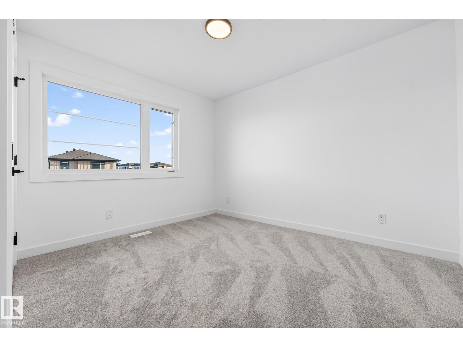 28 ELDRIDGE PT, St. Albert