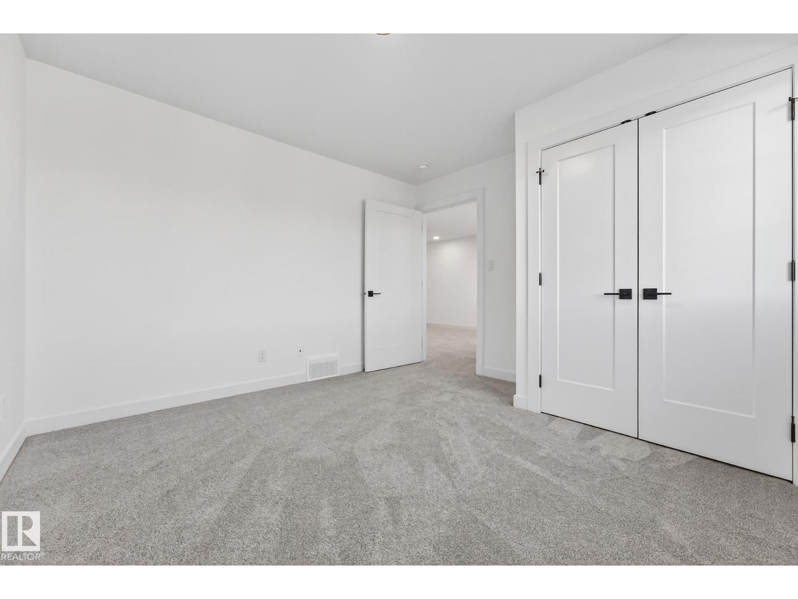 28 ELDRIDGE PT, St. Albert