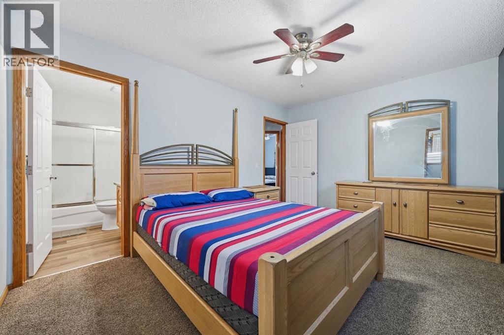 Single Family House for Sale in  Tarawood Place NE Taradale Calgary 