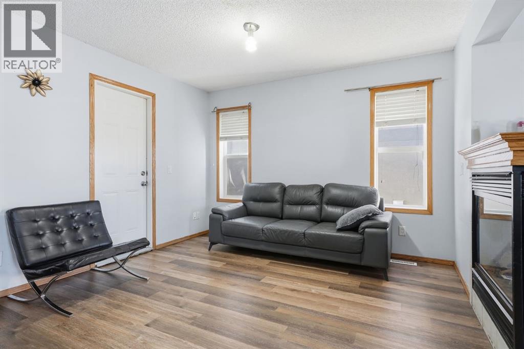 Single Family House for Sale in  Tarawood Place NE Taradale Calgary 