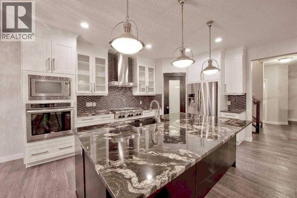 Single Family House for Sale in  Sherwood Square NW Sherwood Calgary 