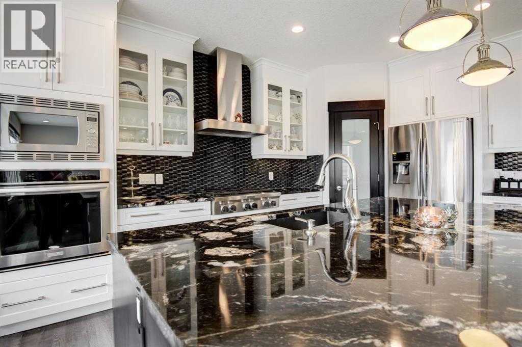 Single Family House for Sale in  Sherwood Square NW Sherwood Calgary 