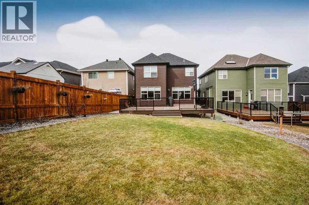 Single Family House for Sale in  Sherwood Square NW Sherwood Calgary 
