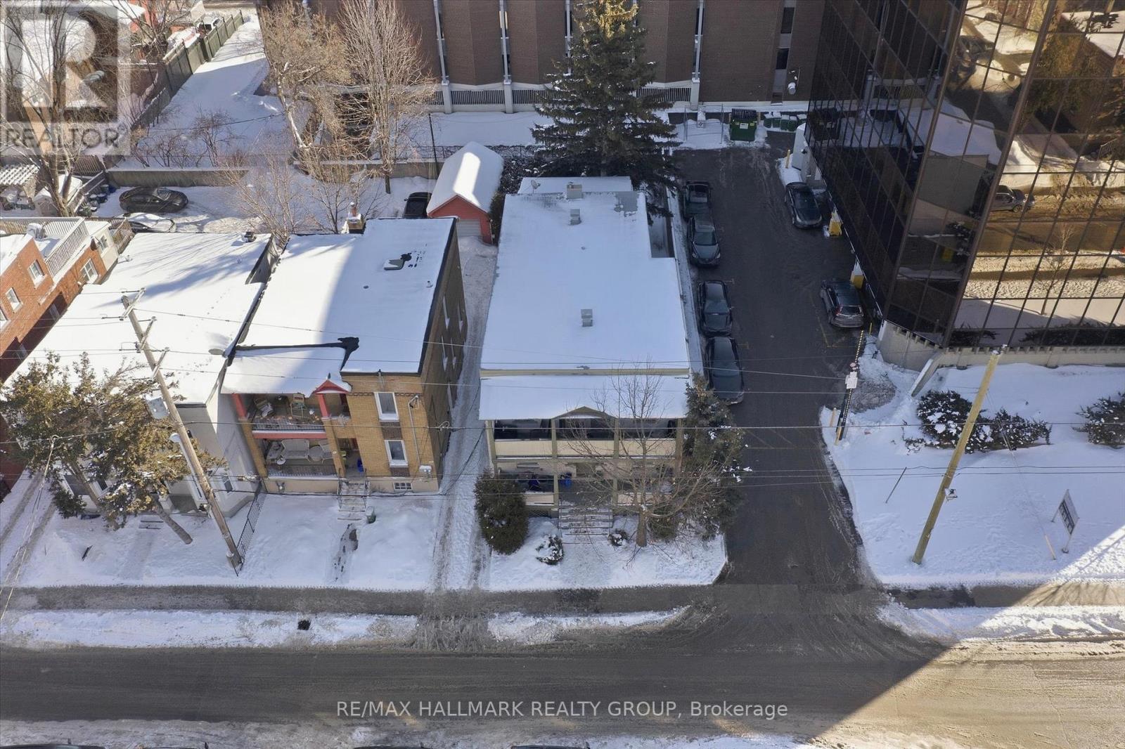 44 ST ANDREW STREET - 2