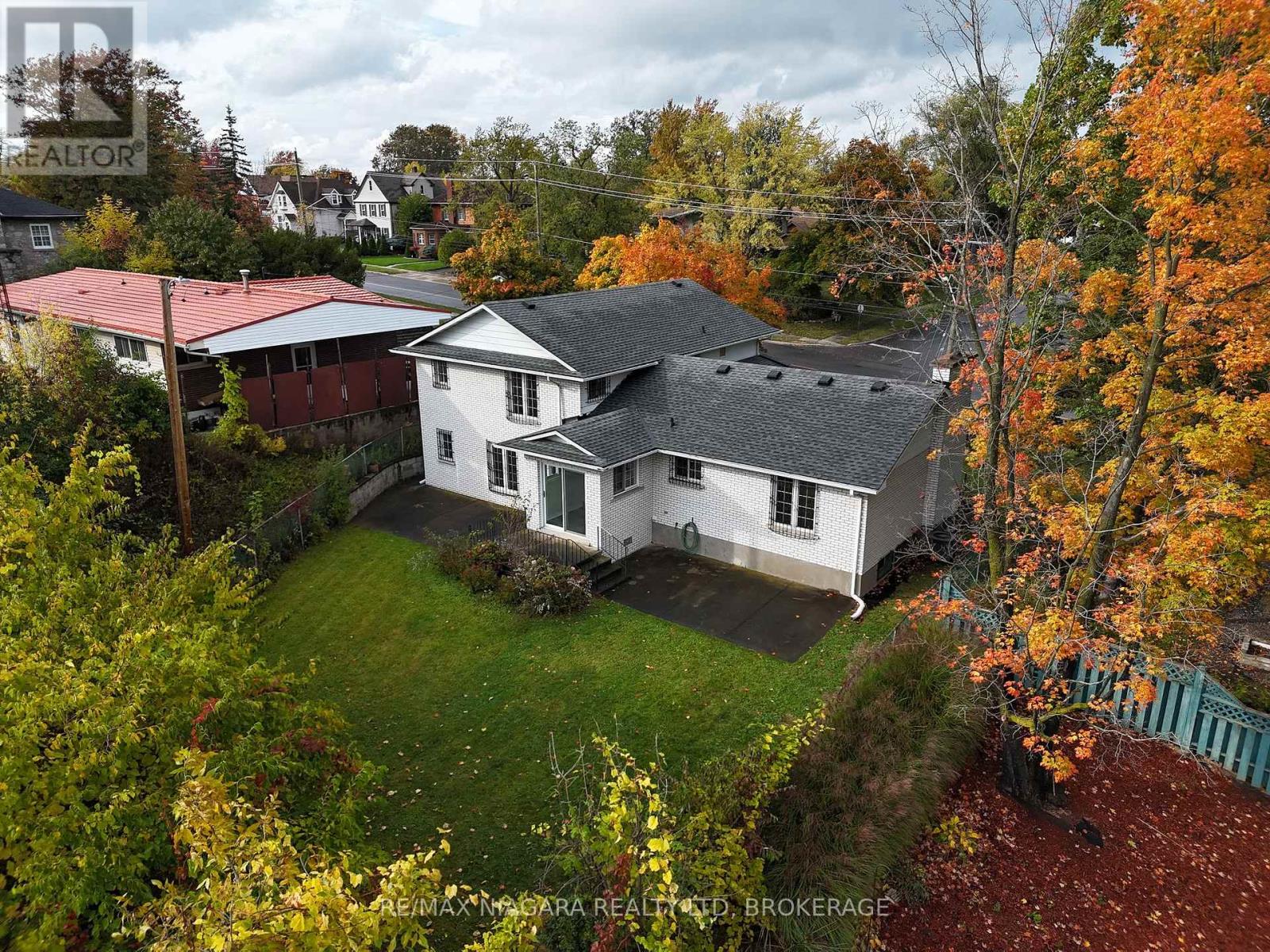 62 BERTIE STREET - 6