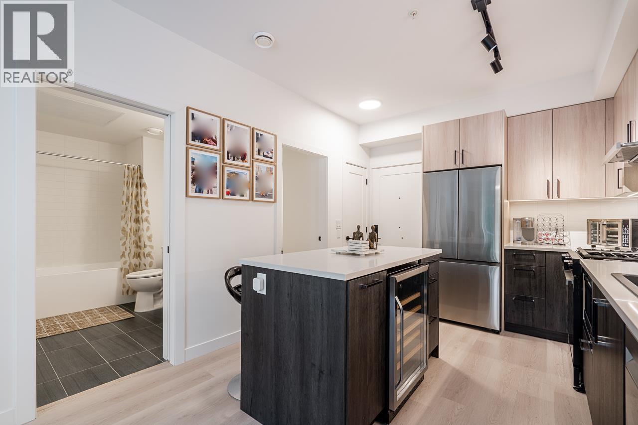 219 2002 ST. GEORGE STREET, Port Moody