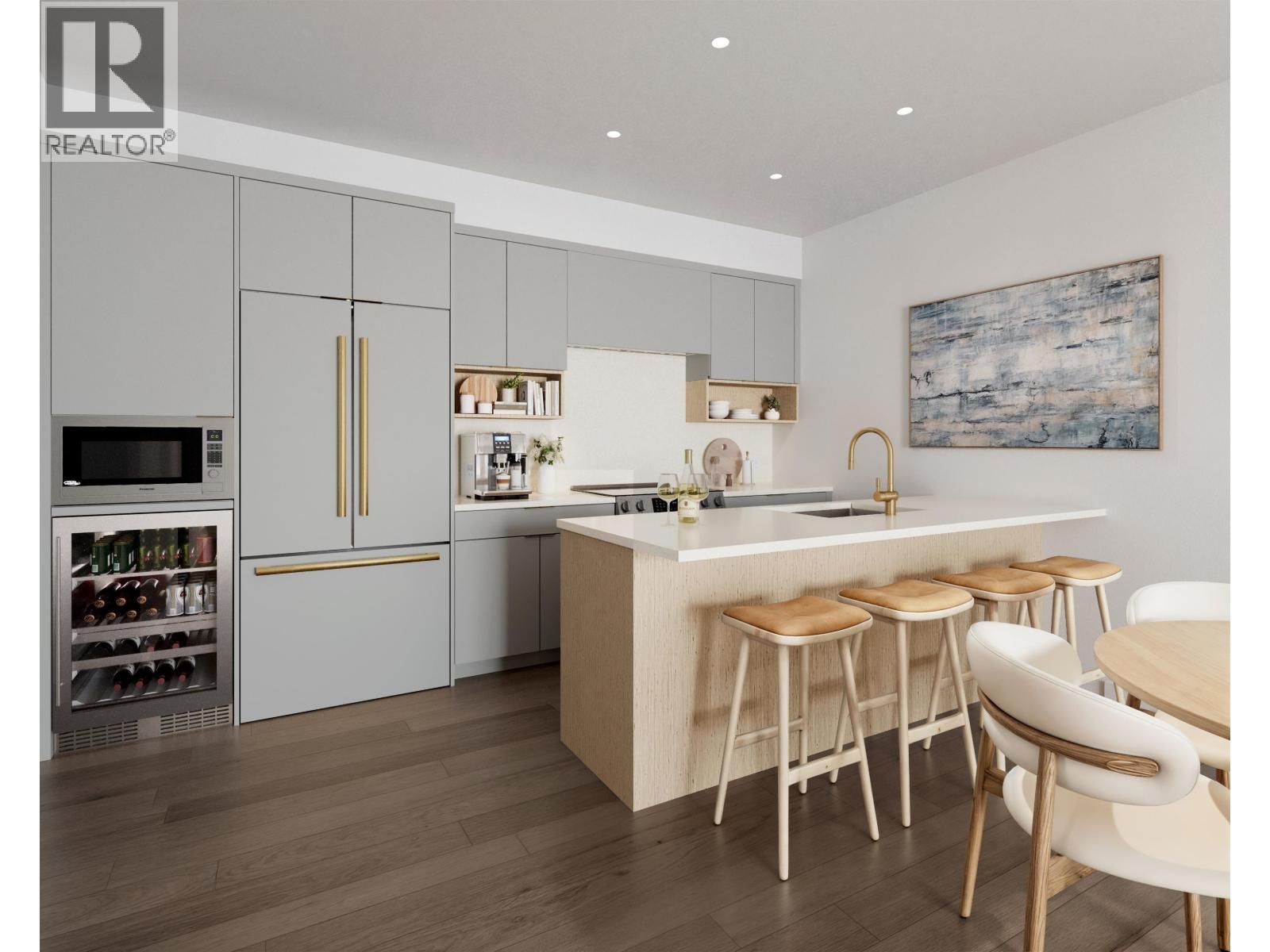 102 1050 FINCH DRIVE, Squamish