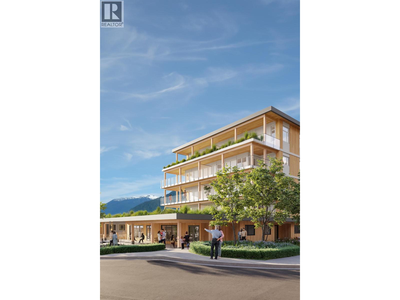 102 1050 FINCH DRIVE, Squamish