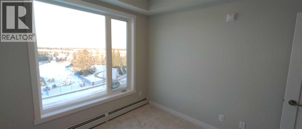 #403 660 SHAWNEE SQUARE SW - 17