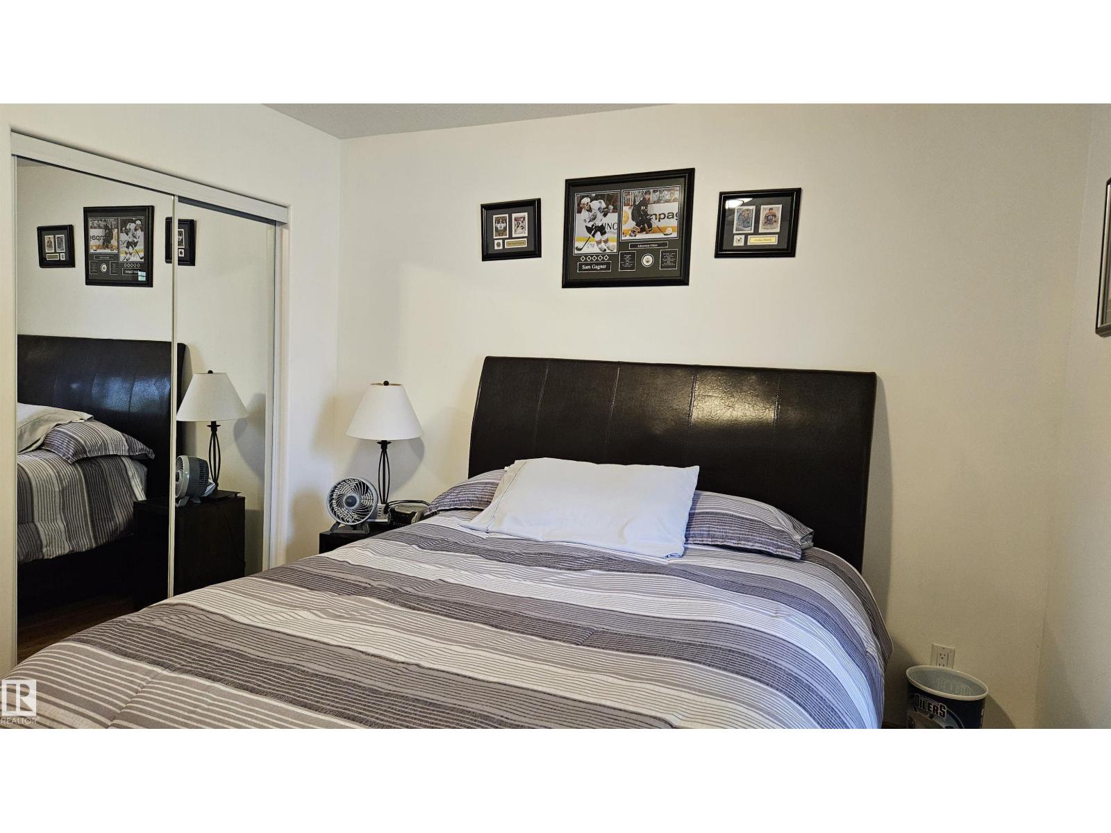 7 ANDREW DR - 37