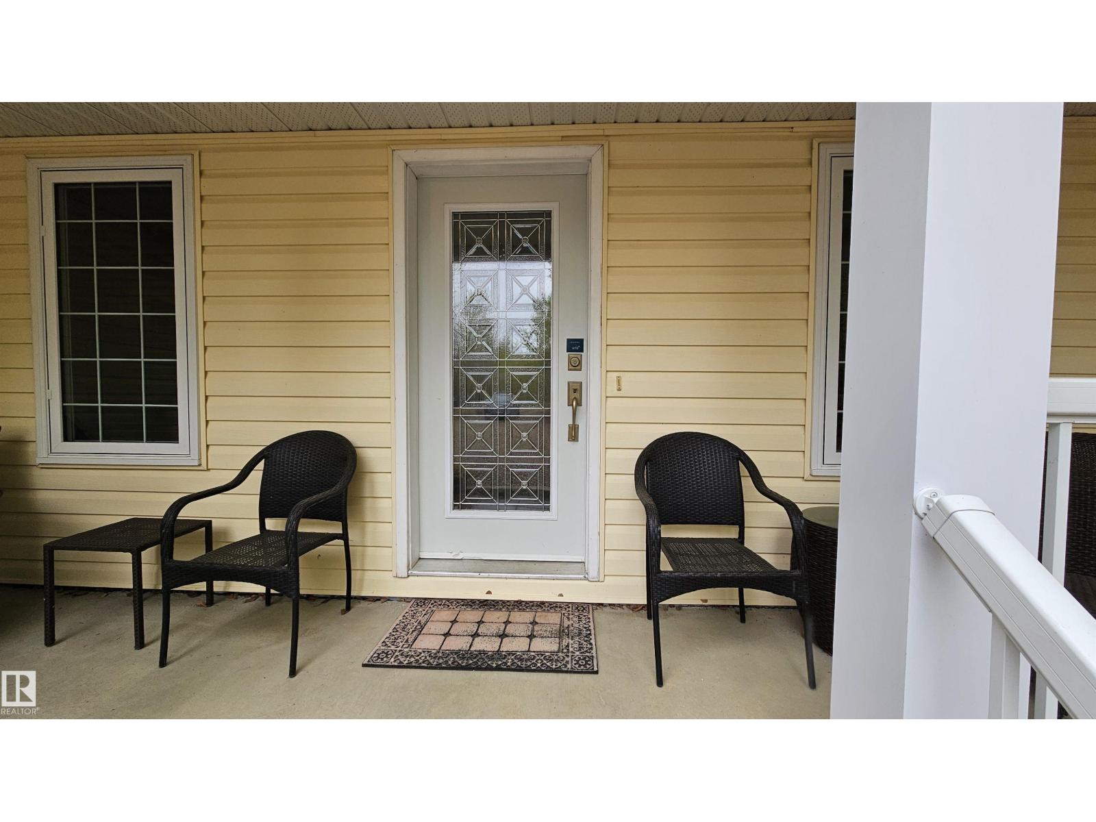 7 ANDREW DR - 5