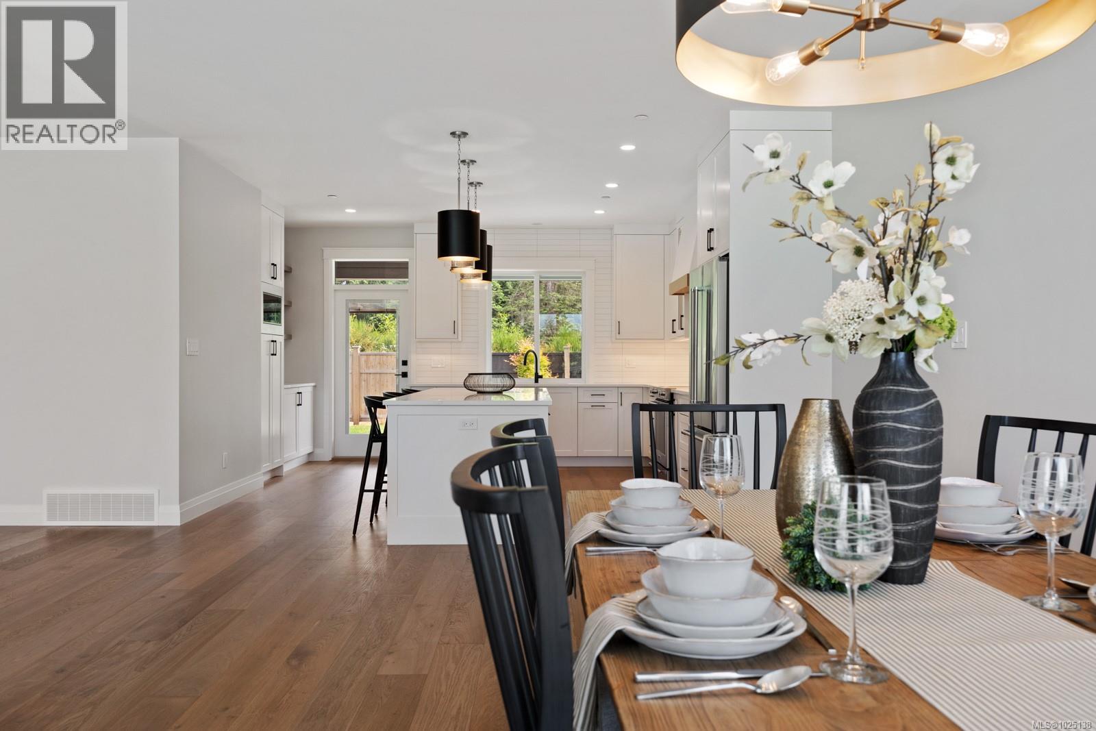 1601 Crown Isle Blvd, Courtenay